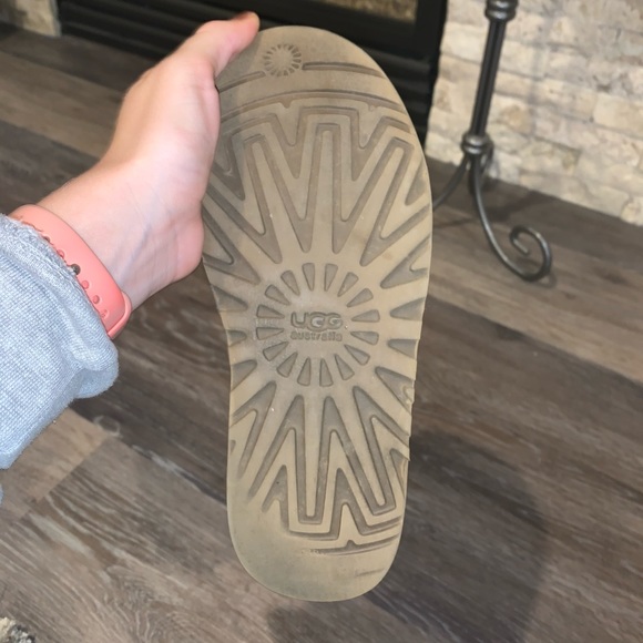 AUTHENTIC UGG BOOTS - Picture 7 of 7